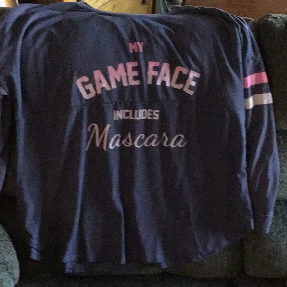 Long sleeve tee